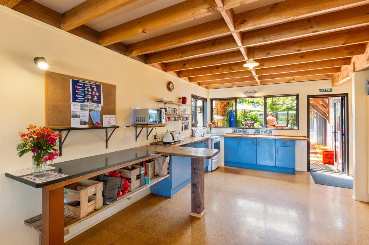 Raglan Backpackers Hostel Buitenkant foto