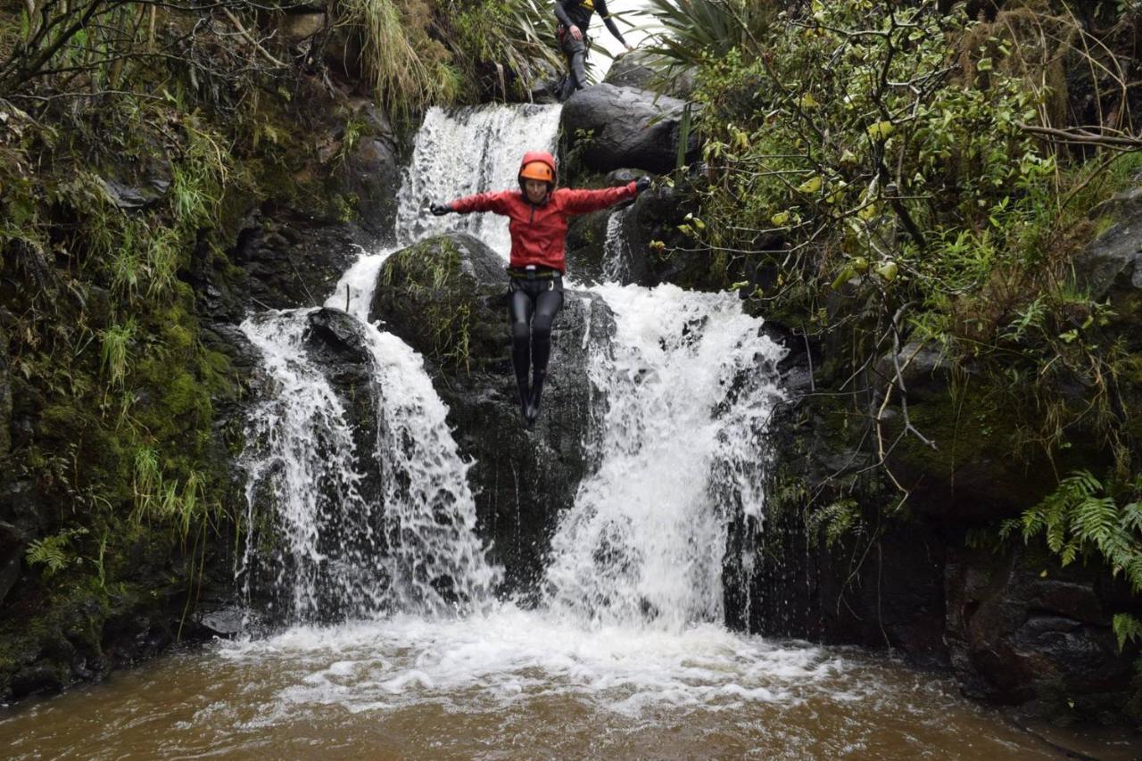 Raglan Backpackers Hostel Buitenkant foto